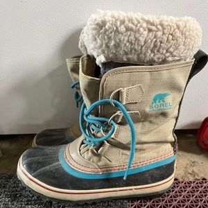 Sorel winter boot